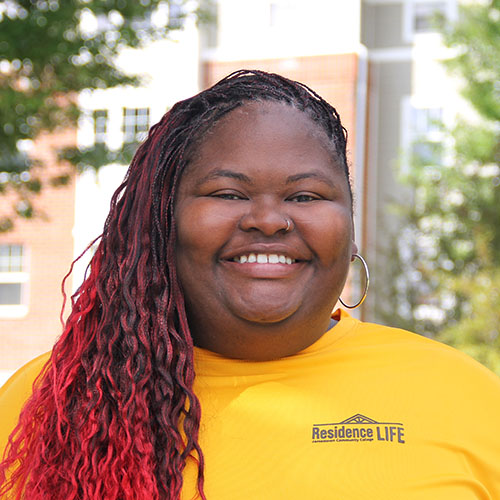 Karen Campbell headshot